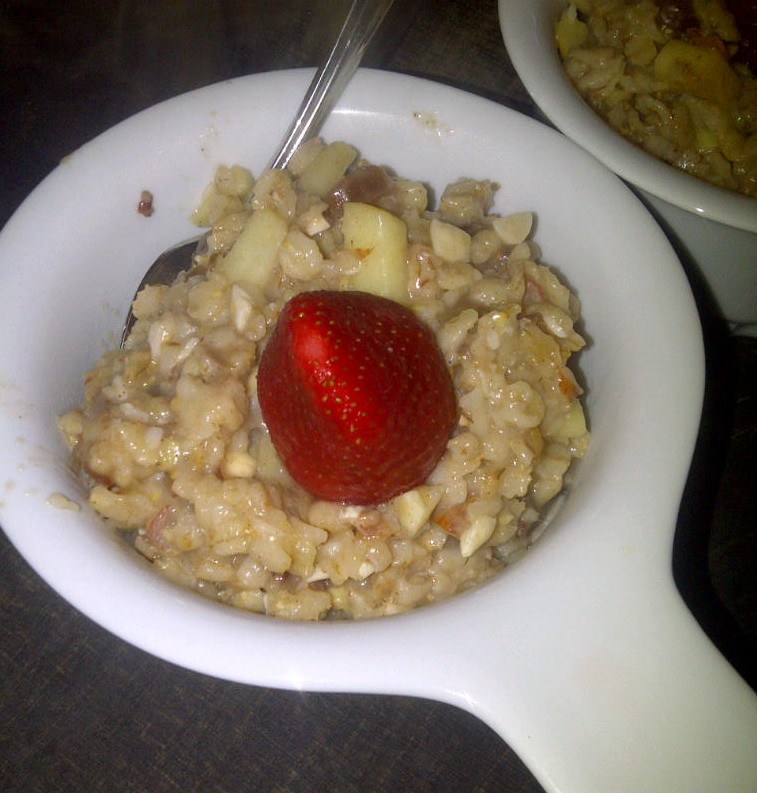 Ginger Almond Oatmeal